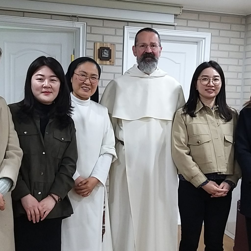 Une Équipe du Rosaire en Corée – Mars 2023